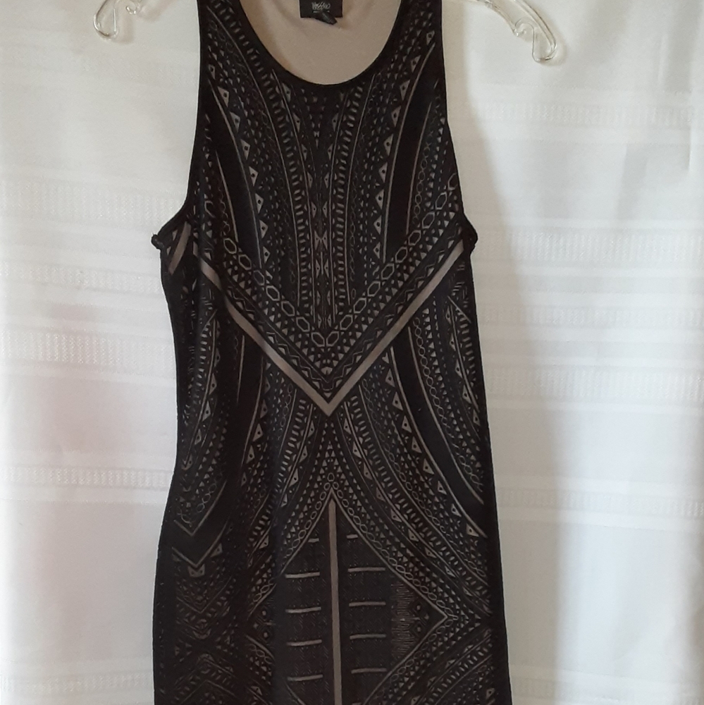 Dress - Picture 5 of 6